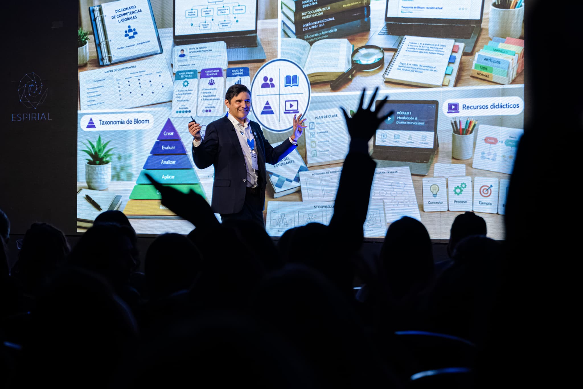Facilitador experto de BCN Global en sesión presencial